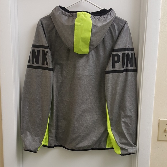 RARE VS PINK fleece lined windbreaker  size xs/s - Picture 2 of 7